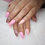 nail treatments amsterdam