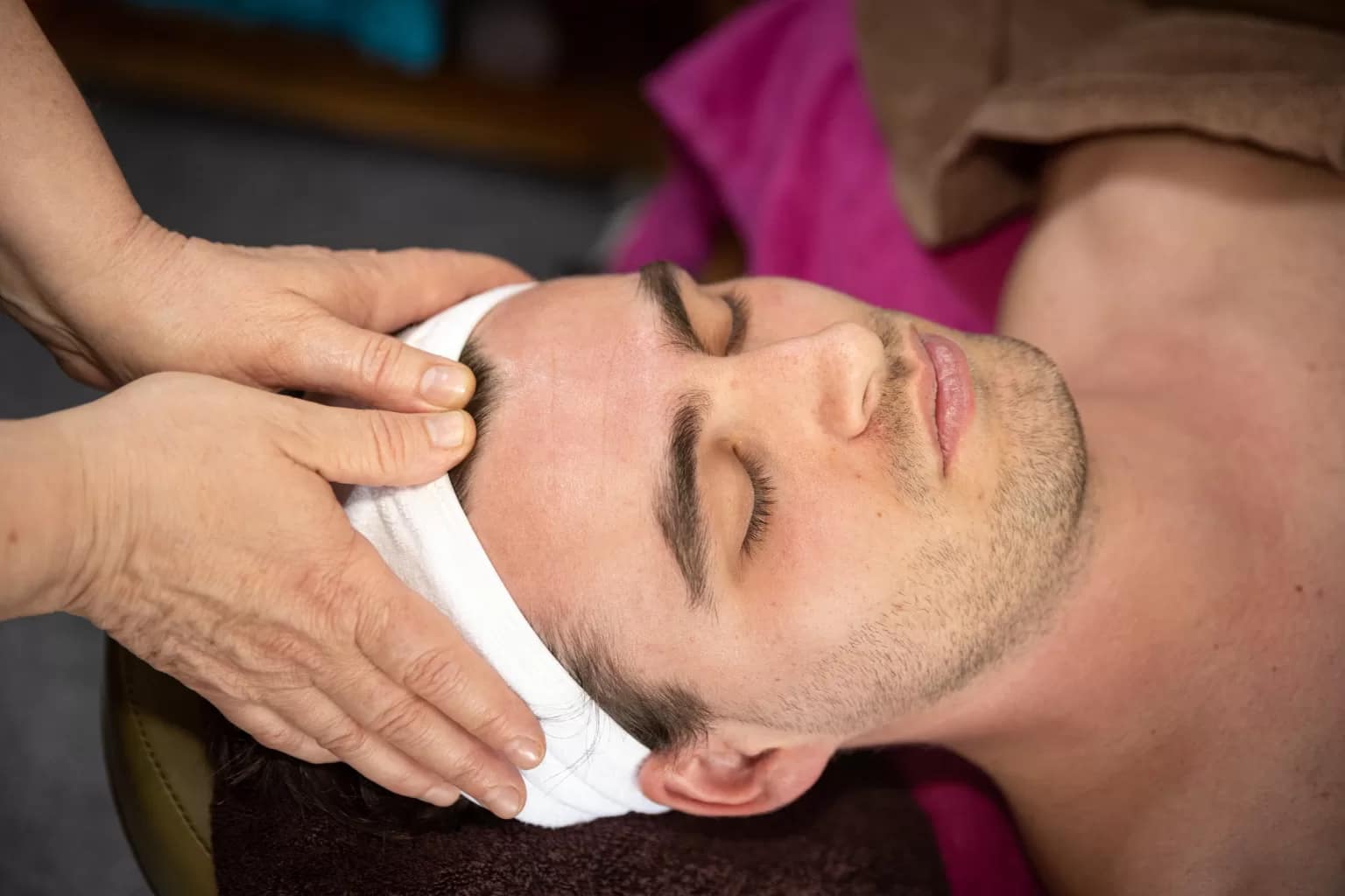 Neck and shoulder massage in Amsterdam at Beauty Lounge – targeted tension relief.