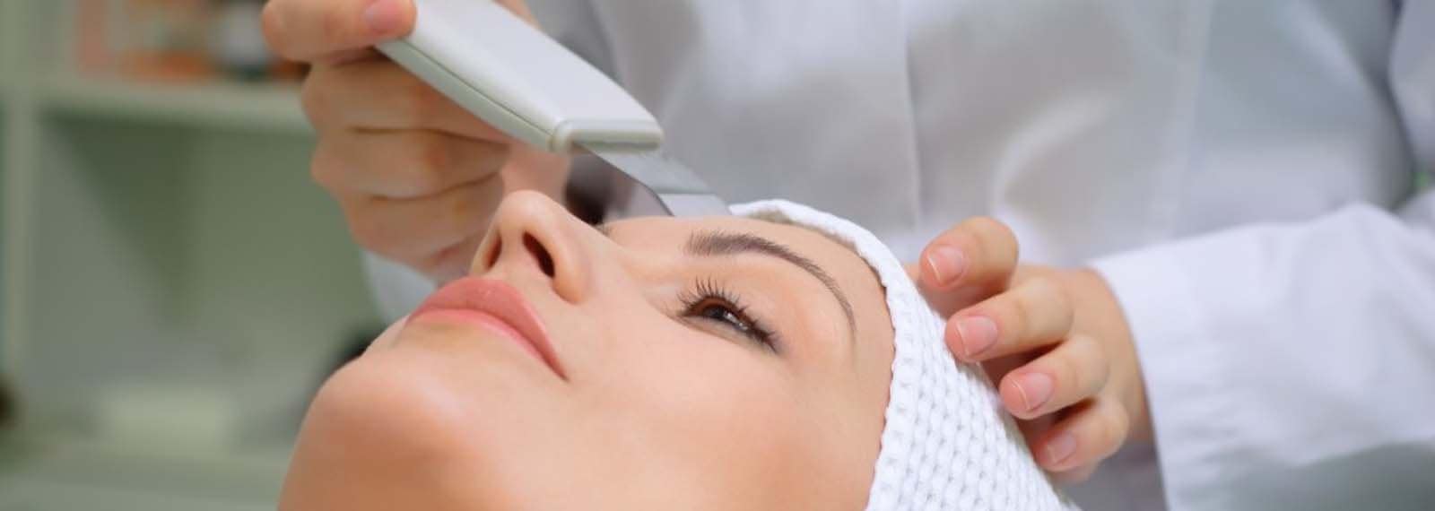 rofessional-facial-amsterdam Deep cleansing facial at Beauty Lounge Amsterdam, facial treatments in Amsterdam