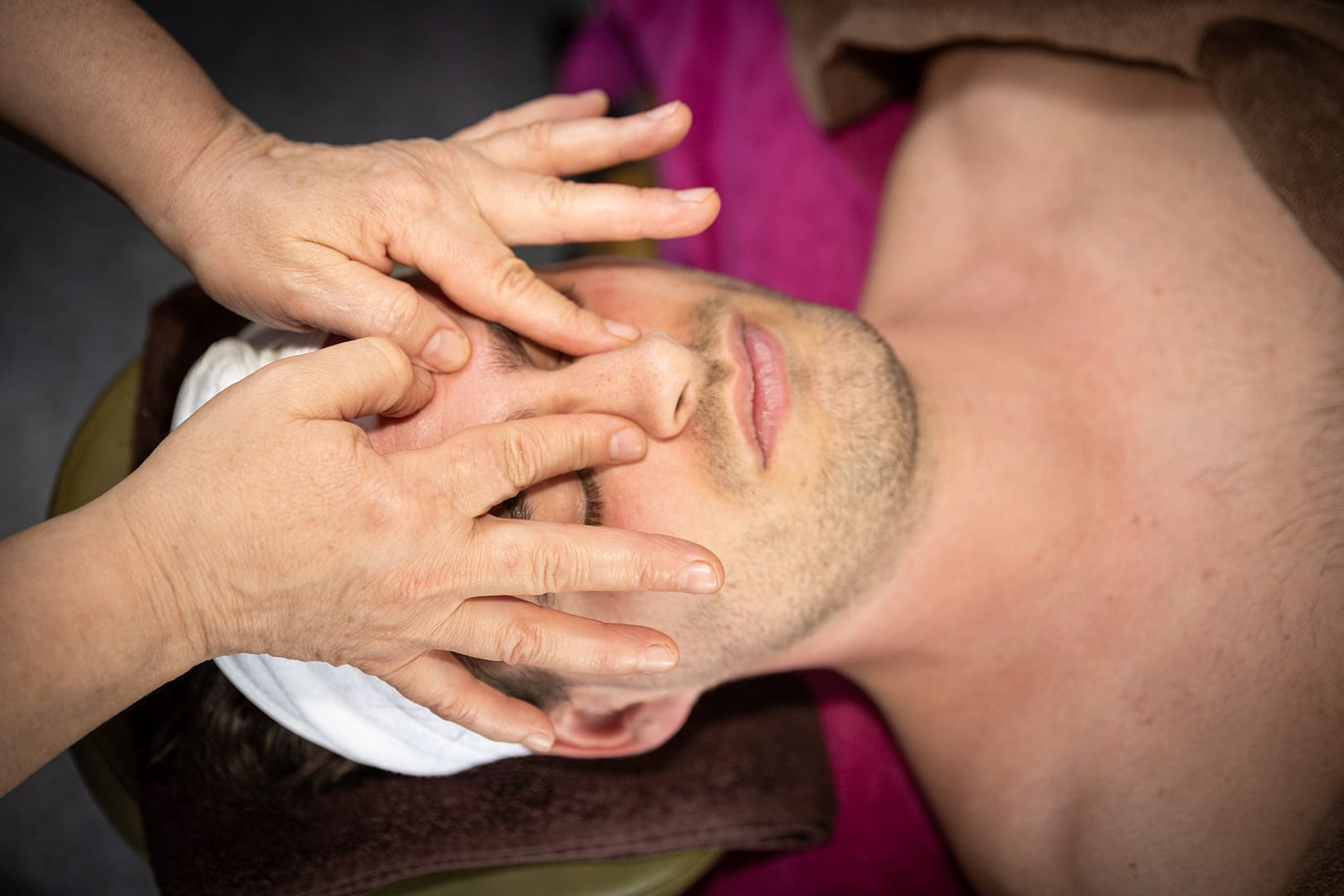 facial for men amsterdam Deep cleansing facial for men Beauty Lounge Amsterdam